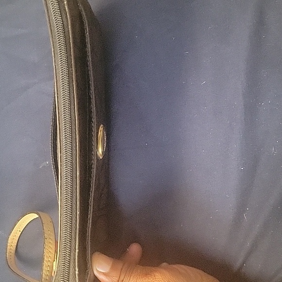 Wristlet - Picture 11 of 11